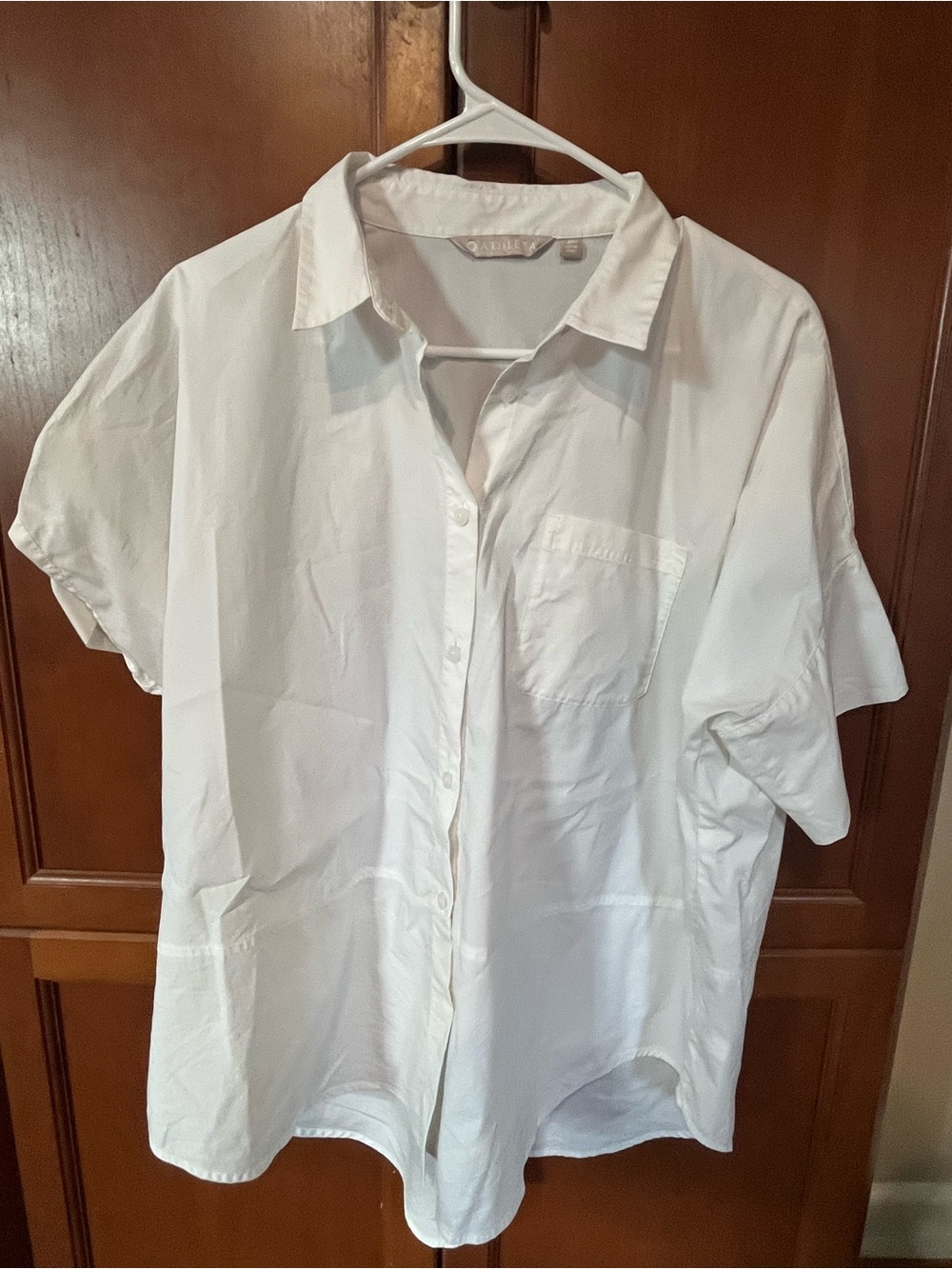 Athleta Womens M White Oversized Button Down Shirt Short Sleeve Cotton Stretch